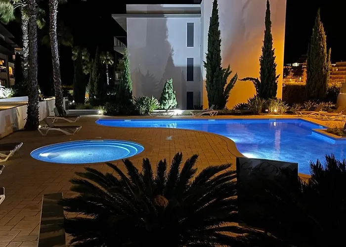 Lägenhet Cavalo Preto Luxury